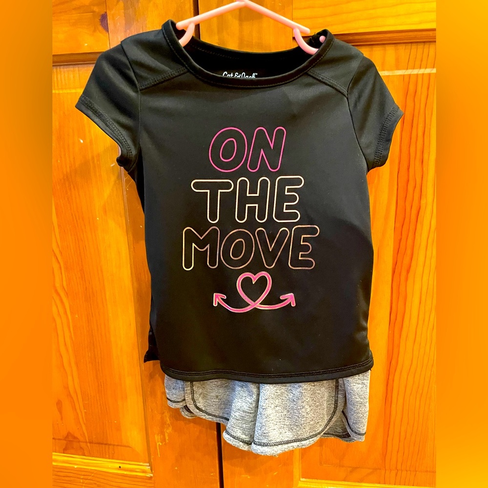 Cat and Jack toddler girls tee and shorts athletic set